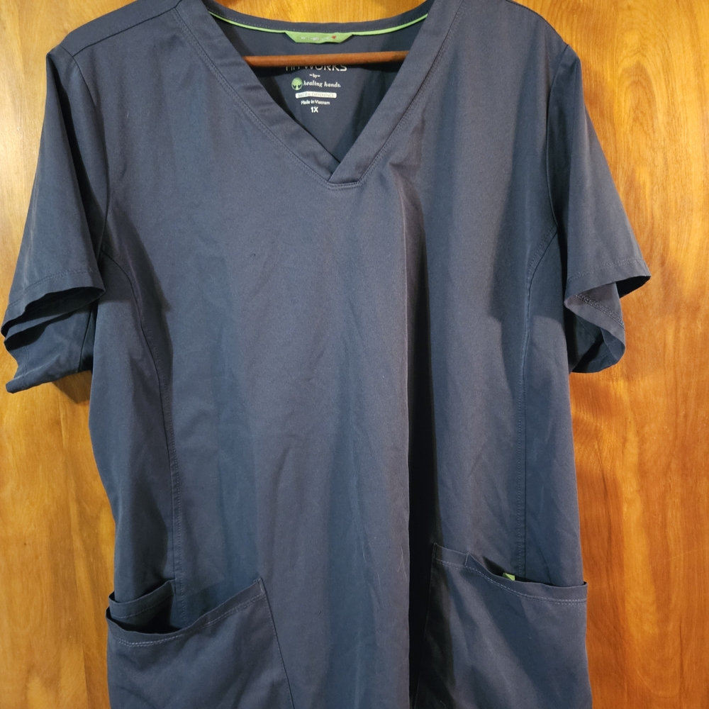 Healing Hands Pewter Grey Scrub Top with Pockets